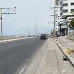 Cartagena Economico Apartaestudio Edificio Frente A La Playa