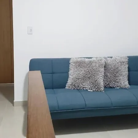 Apartamento Economico Apartaestudio Edificio Frente A La Playa Cartagena