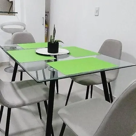 Economico Apartaestudio Edificio Frente A La Playa *